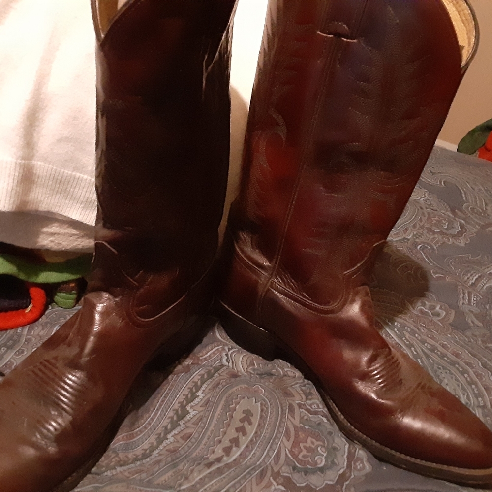 Tony Lama Black Cherry Cowboy Boots 10.5 D